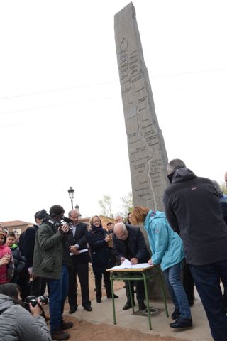 Inauguración del monolito del Duero